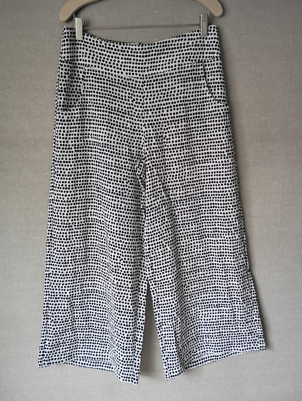 Habitat Black and White Polka Dot Cropped Wide Leg Pants Size Small